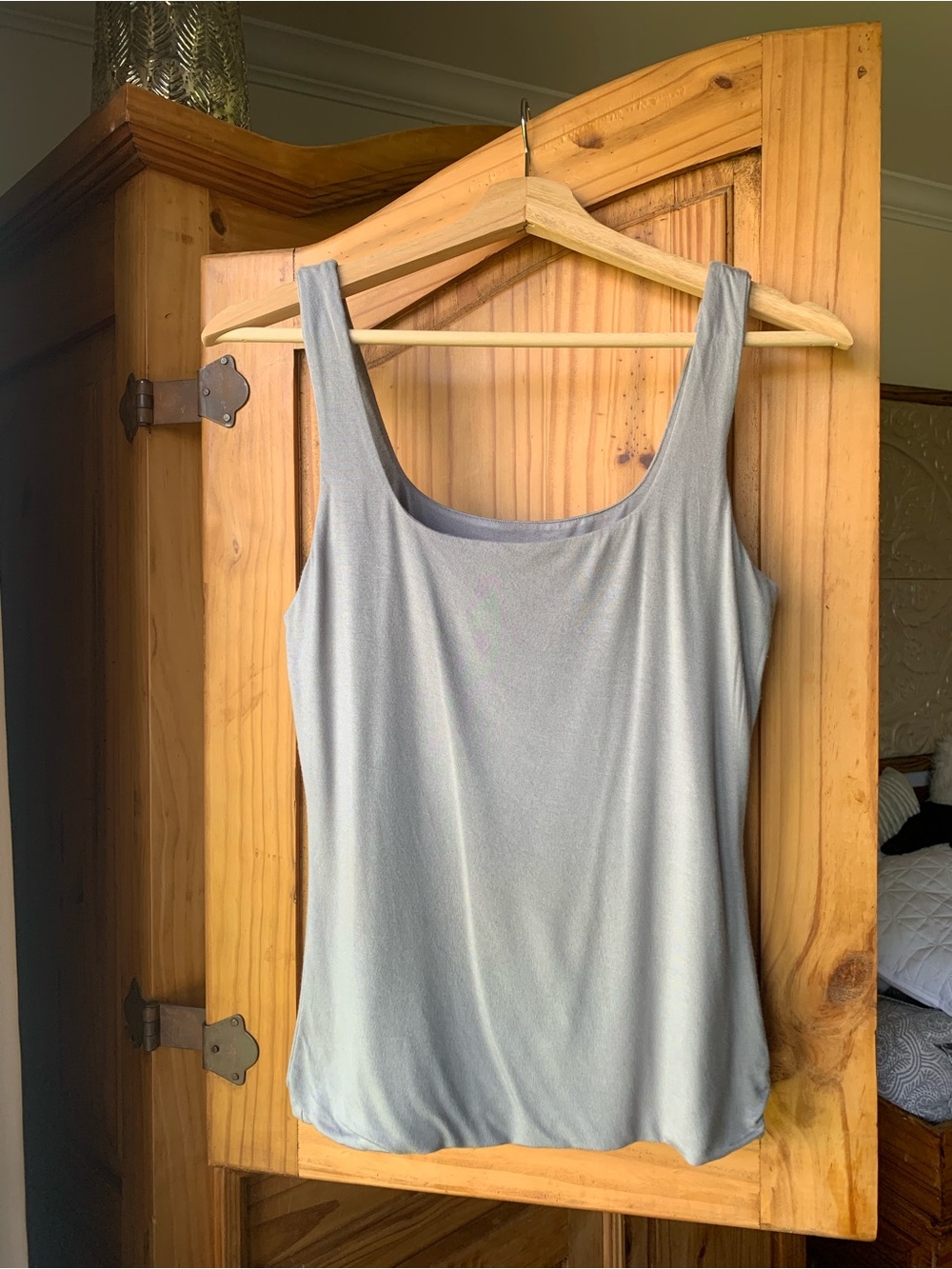 Gentle Fawn Classic Scoop Neck Women's Tank Top in Light Green